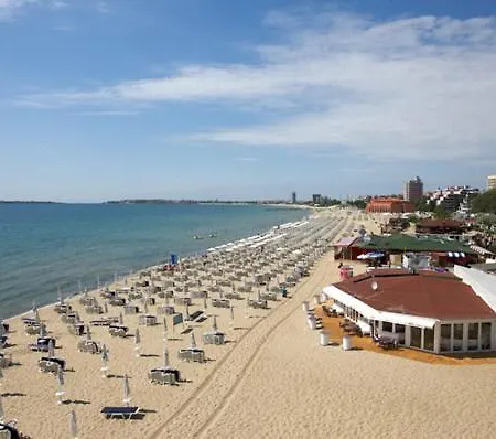 Briz Beach 3*